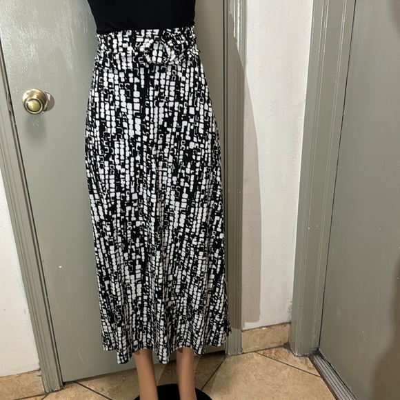 Robert Louis Black and White Maxi Skirt with Belt EUC Size Large - Picture 1 of 17